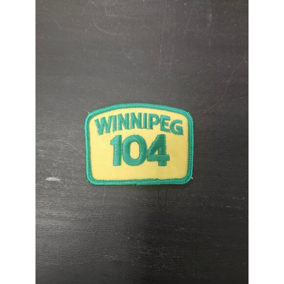Vintage Winnipeg 104 Patch Green Yellow Embroidered Scout or Cub Emblem Canada - Picture 1 of 3